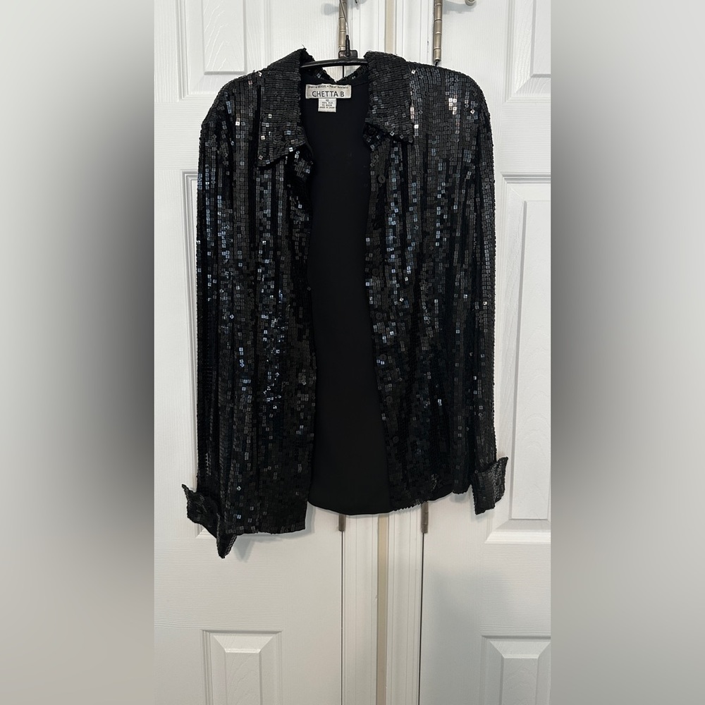 Sierra Bloom Peter Noviello Chetta B Black Sparkly Button Down
